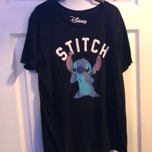 Disney stitch shirt size medium